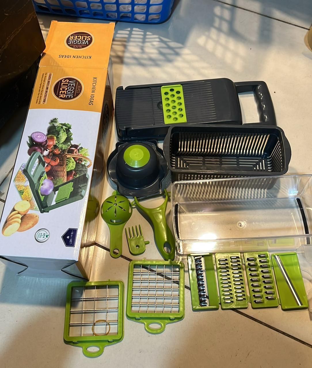 16-in-1 Multifunctional Vegetable Chopper | Manual Slicer, Dicer & Colander with Storage Container